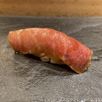 まんてん鮨 日比谷オクロジ店 - 大トロの漬け