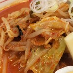 蒙古タンメン中本 - 炒められ適度に煮込まれた野菜