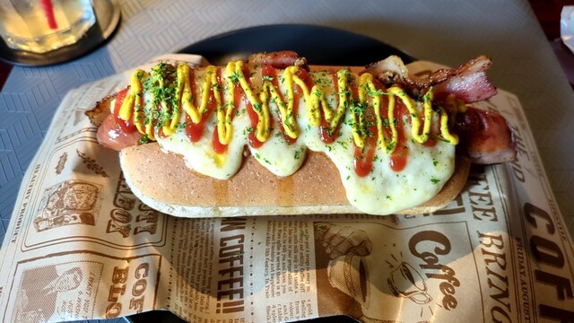 小樽のホットドッグ専門店｜Hot Dog Diner VISIOUS