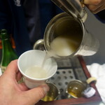 北島酒造 - 燗ガエル 生もと純米にごり火入れ