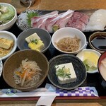 天然魚と七輪焼き 隠れ居酒屋 雑魚や - 