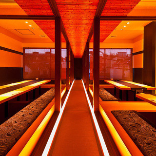 にぎやかにくつろげる貸切空間で楽しい時間をどうぞ