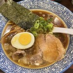 醤油ラーメン かまやつ - 