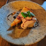 ZOZOI - レモンジンジャータルト、アイス添え