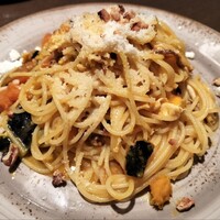 オービカ モッツァレラバー 梅田店 - かぼちゃとスモークチキンのセージバターソース
