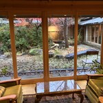 名月荘 - ラウンジから