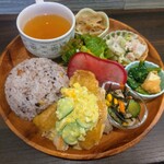 isago - 隨興單盤午餐