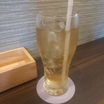 isago - 薑汁汽水。