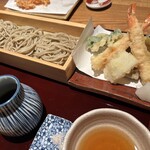 蕎麦あさ田 - エビがプリプリしてます。