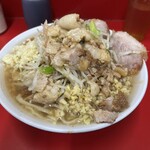 ラーメン二郎 - 全マシ。これでも800円。泣ける