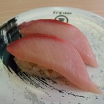 回転寿司 みさき - 寒ぶり（270円）