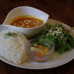 ウラバタケCafe - これワンプレートカレーです。一緒に行った方のランチです。