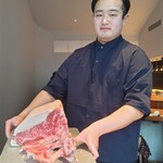 しろ - サカエヤの経産牛