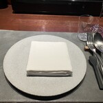 バール ア フロマージュ スーヴォワル - テーブルセッティング