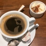 es - ホットコーヒー・デザート