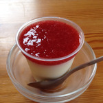 欧風カレー工房チロル - イチゴのパンナコッタ