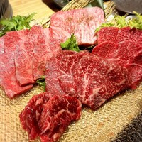 個室 炭火焼肉 有田牛 本店 - 