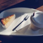 窯焼きパンの店 酪 - ケーキとコーヒー