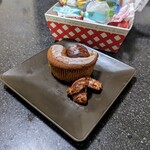 ドゥルセ・ミーナ - ガラピニャーダ。キャラメリゼが濃くて美味い