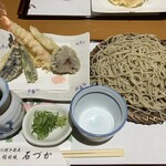 石臼挽き蕎麦 石づか - 料理写真:天ぷらせいろ1,700円