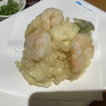 石臼挽き蕎麦 石づか - ゆり根と小エビのかき揚げ