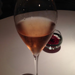 ロゼのシャンパンで乾杯！