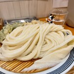 手打ちうどん 上を向いて - 
