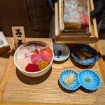 立ち食い海鮮丼 みこ食堂 - 