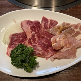 炭火焼肉豚海_0