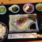 レスト斯城 - 長寿ランチ、メインが刺身