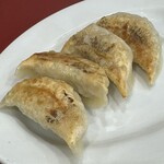 中華料理たつみ - ギョウザ4個（350円）