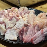 手羽トロ唐揚げと鶏焼き肉 愛之助 - 