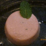 海鮮フランス料理 尾野 - さくら風味ムース