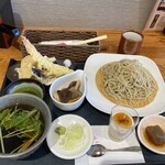 Oiwake Soba Takumi Kikori Teuchi Soba Kaoriya Hatsuchishiniwaten