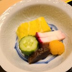 道人 - ⑭お漬け物(白菜の浅漬け、赤蕪の浅漬け、胡瓜、奈良漬け、生唐墨)
      こちらも白ご飯を引き立てる名脇役のお漬け物たち 