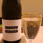 道人 - お酒④日日 LIBRARY SELECTION 秋津山田錦(京都)
      米品種:兵庫県秋津産山田錦100%、精米歩合:非公開