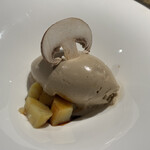 Simples - マッシュルームのアイスクリーム