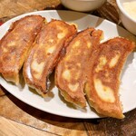 TaiKouRou Tokyo - 名物ジャンボ餃子