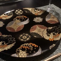 レストラン 翠葉 - お皿の柄がとても艶やかで印象的