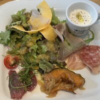 アダッキオ - ミニスープと前菜盛り合わせ♡こういうの大好き