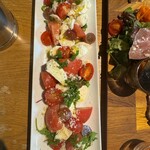 ナンバー ファイブ カフェ - サラダ