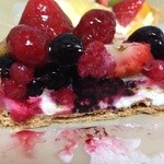 キル フェ ボン - 赤いフルーツのタルト