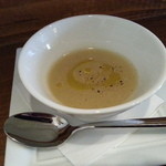 玉ねぎの冷製スープです。