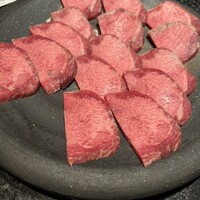 個室 和牛焼肉 吟 難波店 - 