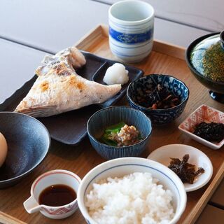 和朝食で元気にスタート♪