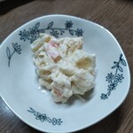 味の蔵どんつく - ゆで卵とマカロニのポテトサラダ