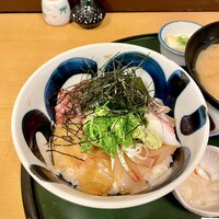 季節料理　根本 - 海鮮丼 