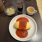 洋食キッチン シャトー - 【2024.12.2(月)】ふわとろオムライス（並盛・ライス150g）1,080円＋コーラ