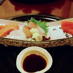 うさぎ屋 - 旬の魚の盛り合わせ