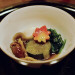 うさぎ屋 - 海老芋と茄子時雨煮・大なめこ・法蓮草・紅葉麩